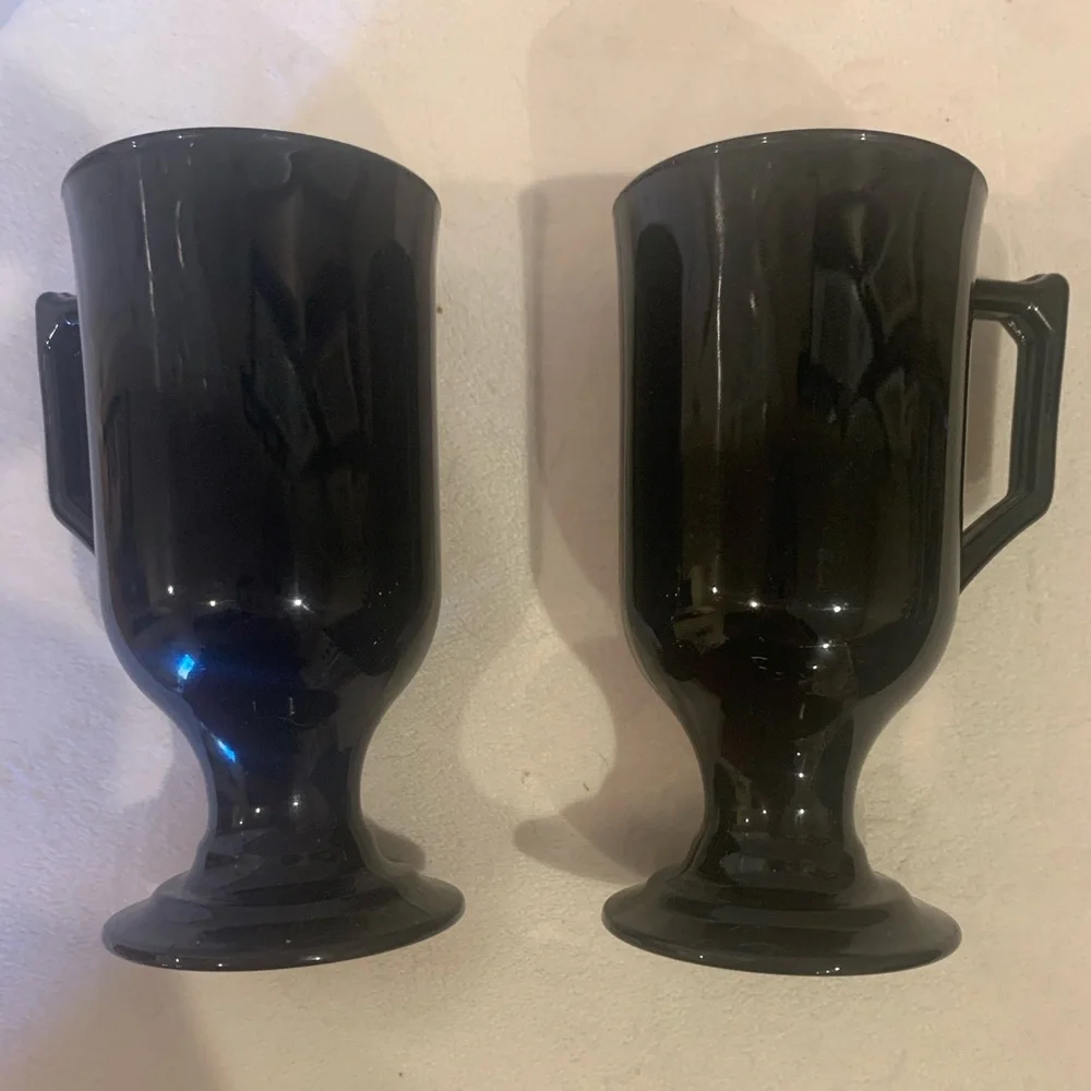 2 Vintage Black Amethyst Glass Footed Mugs, Irish Coffee, Hot Chocolate Cups - Picture 2 of 6